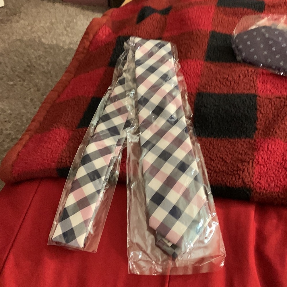 Two ties - Picture 3 of 3